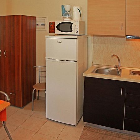 Dionysus Apartments & Suites Иерисос Стая снимка