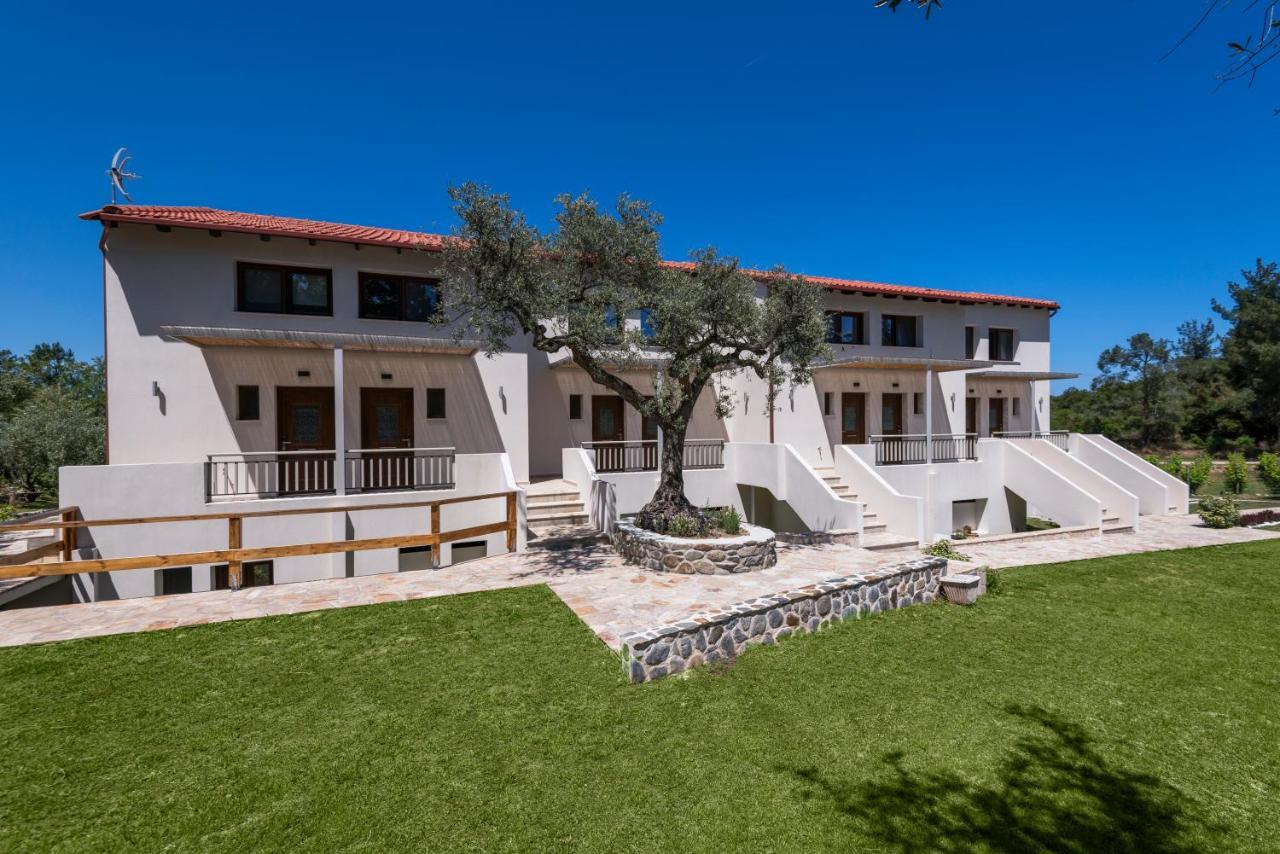 Dionysus Apartments & Suites Иерисос Екстериор снимка