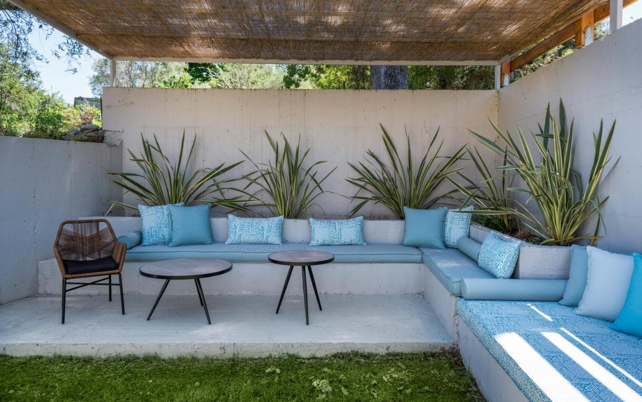 Dionysus Apartments & Suites Иерисос Екстериор снимка