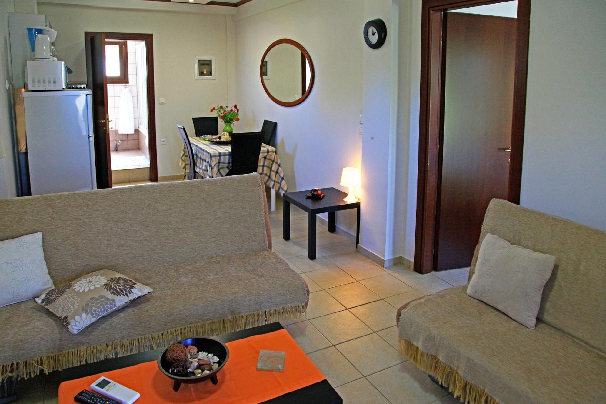 Dionysus Apartments & Suites Иерисос Стая снимка