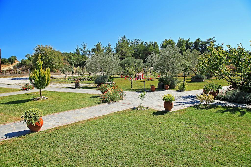 Dionysus Apartments & Suites Иерисос Екстериор снимка