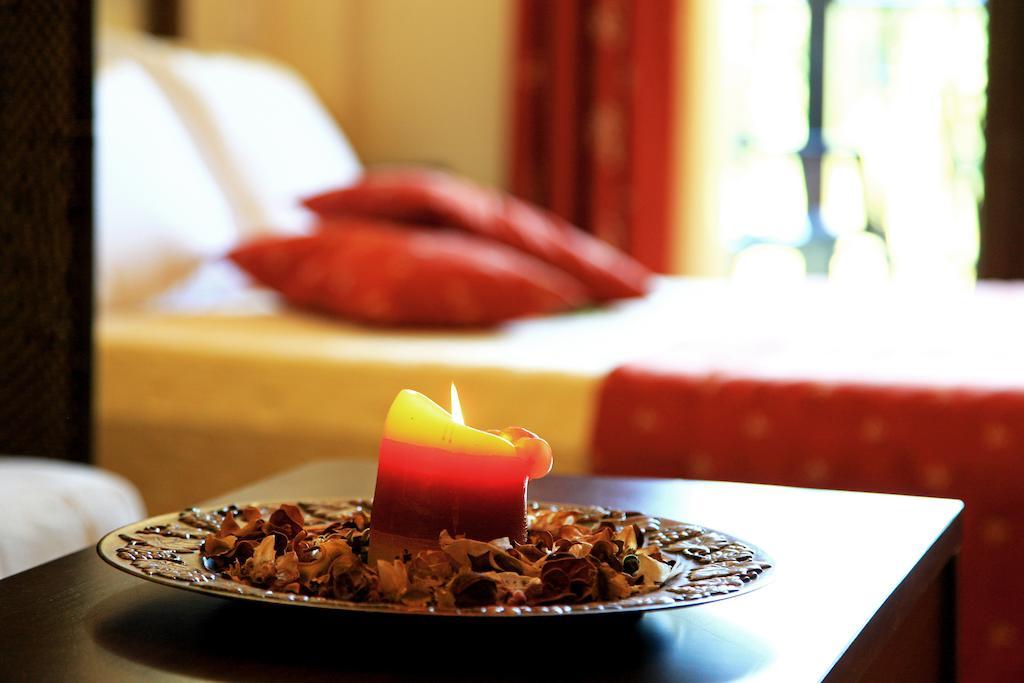 Dionysus Apartments & Suites Иерисос Стая снимка