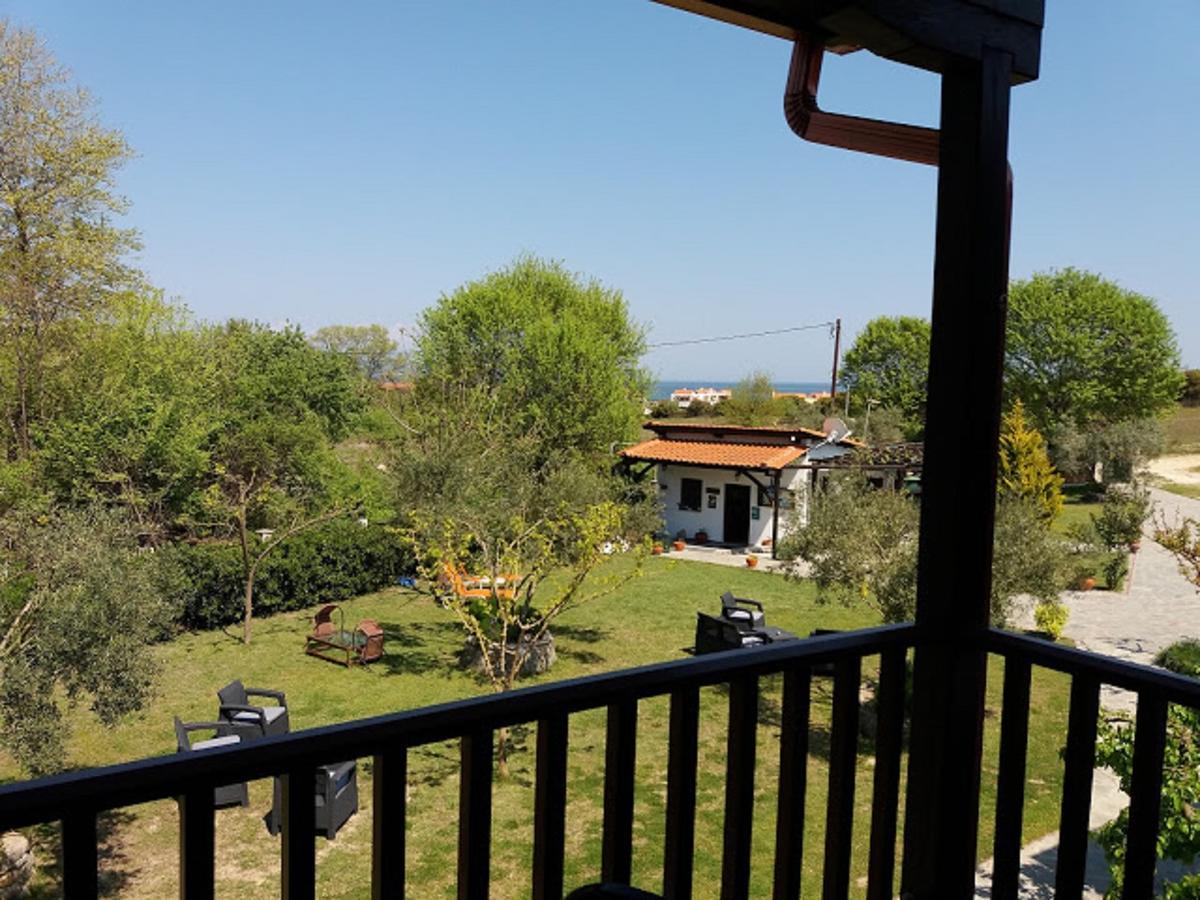 Dionysus Apartments & Suites Иерисос Екстериор снимка